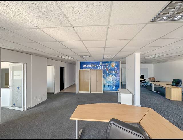 176M² OFFICE FOR SALE IN UMHLANGA RIDGE